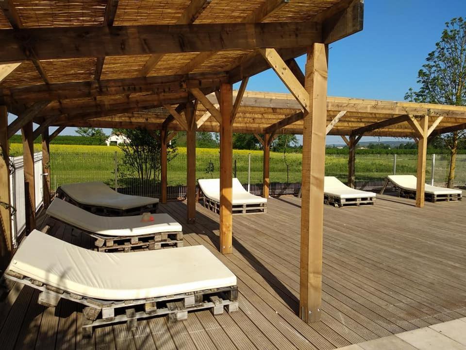 Bed and Breakfast Domaine Ramonjavel, Glamping & Alpaca'S Fongrave Экстерьер фото