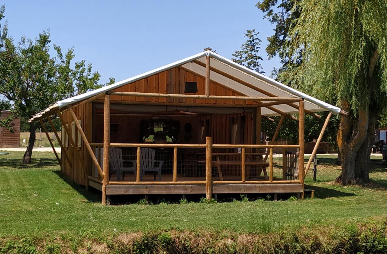 Bed and Breakfast Domaine Ramonjavel, Glamping & Alpaca'S Fongrave Экстерьер фото